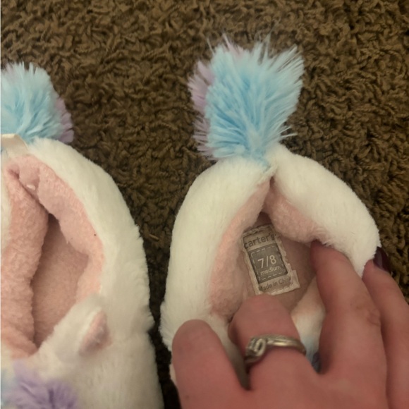 perfect condition size 7/8 slippers for toddlers - Picture 9 of 11